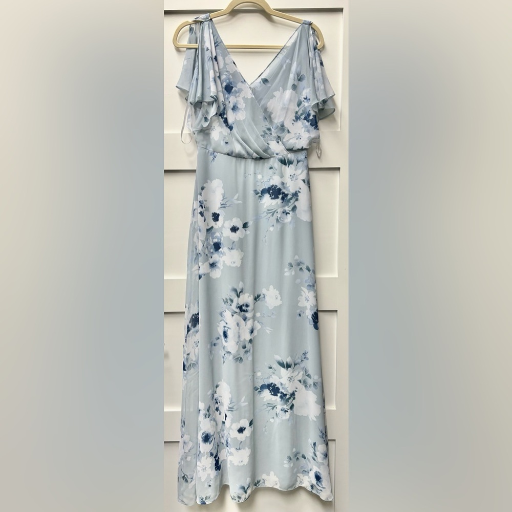 DB Studio Blue Floral Flutter Sleeve Chiffon Dress, Size 2
